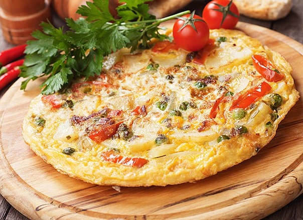 фриттата с фасолью, томатами и базиликом фриттата с фасолью, томатами и базиликом