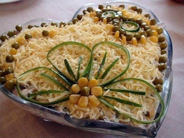 ТОП-5 НОВОГОДНИХ САЛАТОВ ИЗ КУРИЦЫ ТОП-5 НОВОГОДНИХ САЛАТОВ ИЗ КУРИЦЫ