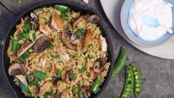Рис со стручковой фасолью, курицей и грибами Рис со стручковой фасолью, курицей и грибами