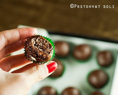 Конфеты "Ферреро роше"Ингредиенты: Конфеты "Ферреро роше"Ингредиенты: