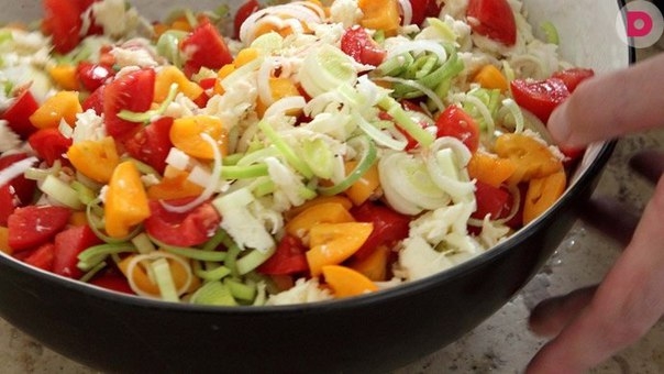 РЕЦЕПТ ИТАЛЬЯНСКОГО САЛАТА А-ЛЯ КАПРЕЗЕ РЕЦЕПТ ИТАЛЬЯНСКОГО САЛАТА А-ЛЯ КАПРЕЗЕ