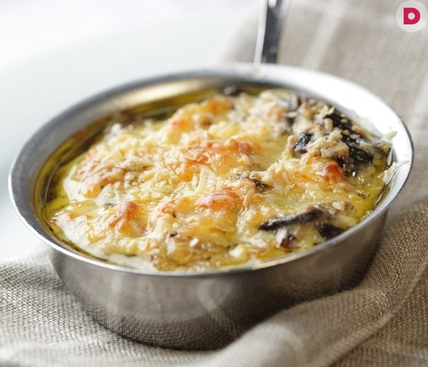 РЕЦЕПТ ЖЮЛЬЕНА С ГРИБАМИ И СЫРОМ РЕЦЕПТ ЖЮЛЬЕНА С ГРИБАМИ И СЫРОМ