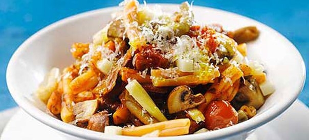Паста с грибами и копченым сыром
