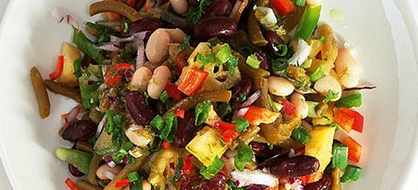 «Цветной» салат с фасолью «Цветной» салат с фасолью