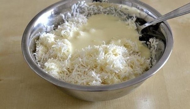 ПРОСТОЙ РЕЦЕПТ КОНФЕТ "БАУНТИ" ПРОСТОЙ РЕЦЕПТ КОНФЕТ "БАУНТИ"