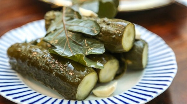 Малосольные огурцы с дубовыми листьями Малосольные огурцы с дубовыми листьями