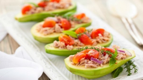 Тунец в авокадо Тунец в авокадо