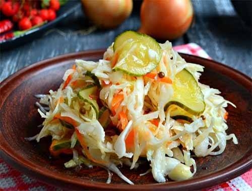 Маринованная с огурцами капуста быстрого приготовления