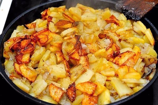 Жарим картошку с румяной корочкой