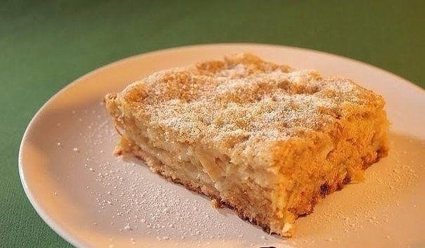 Самый простой в мире яблочный пирог !