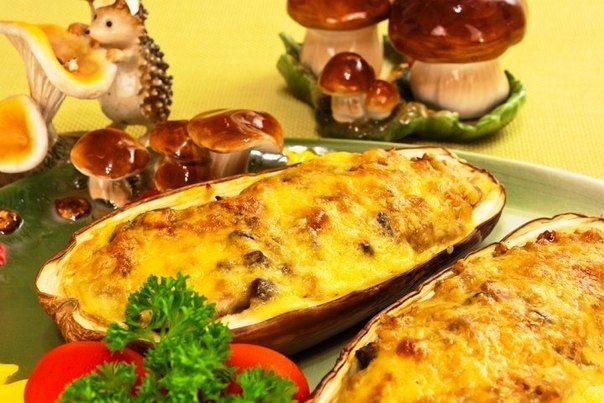 Баклажаны, фаршированные гречкой, грибами и беконом