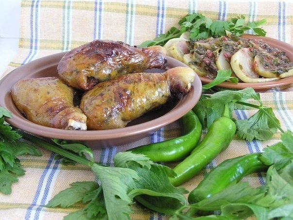 Ножки куриные фаршированные «Все шуточки шутите!»