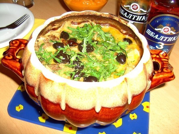 КАРТОШКА ЗАПЕЧЁНАЯ В ГОРШОЧКАХ