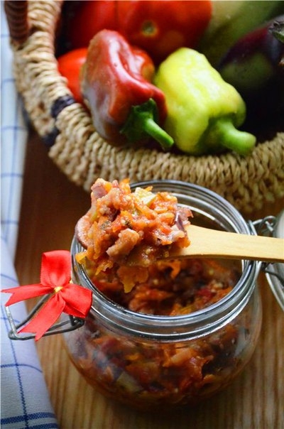 ТОР - 10 Вкусненых и обалденных салатов на зиму!