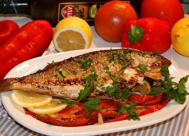 Морской лещ (дорада) по-провансальски