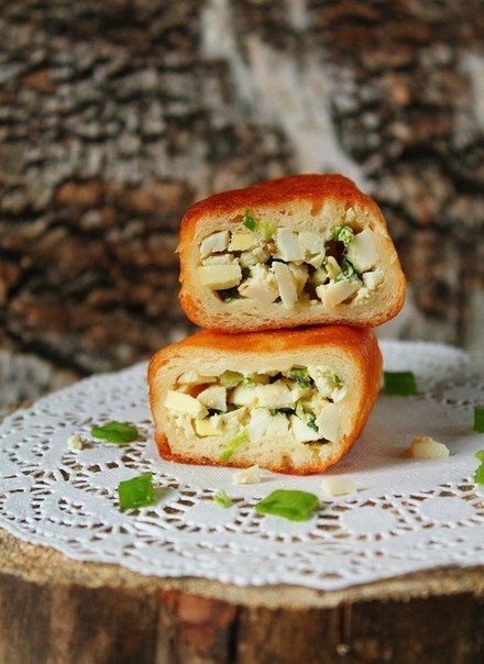 Жареные пирожки с зеленым луком и яйцами!