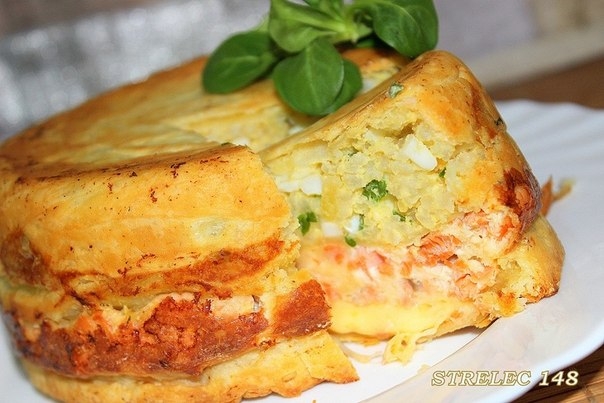 Авторский "Двухэтажный пирог" с рисом и семгой