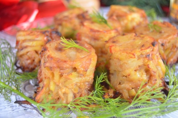 Картофельные мини-кугели с кальмарами