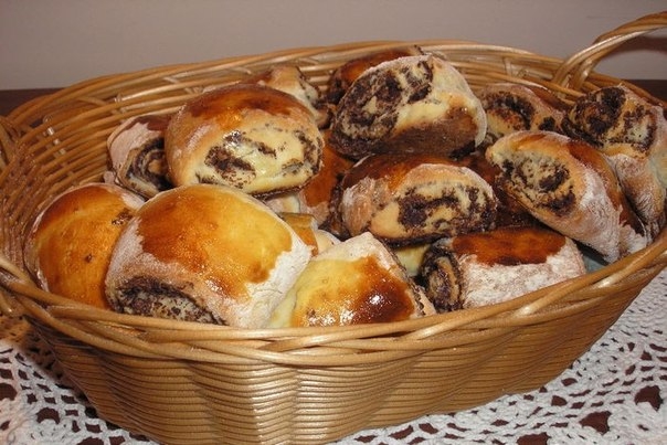 БУЛОЧКИ К ЧАЮ С МАКОМ