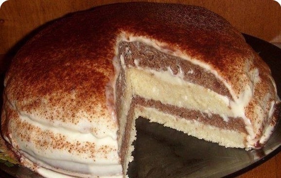 Девочки))) урааа... нашла простой рецепт очень нежного и вкусного тортика на кефире!