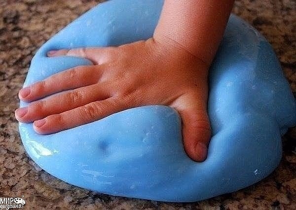 Тряпка-желе дома. Поделись с друзьями этой восхитительной идеей! Вам понадобится: - 1 мерный стакан;