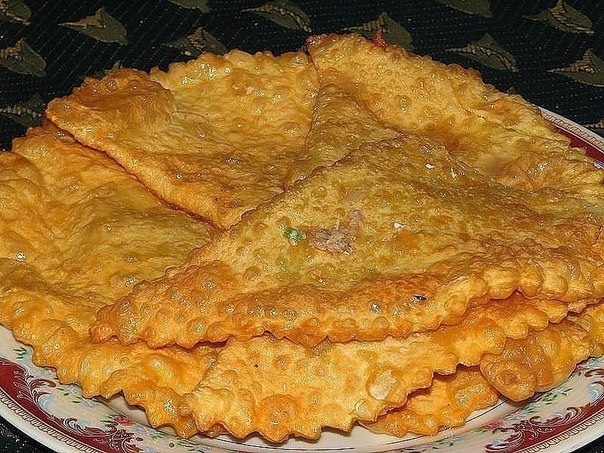 &laquo;Крымские&raquo; чебуреки из слоеного теста &mdash; правильный рецепт Это самые вкусные чебуреки, которые мне 
