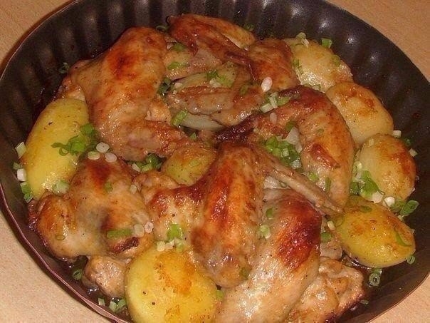 Крылышки с картошкой