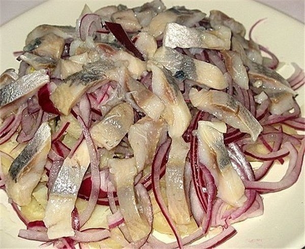 Сельдь в горчично-уксусной заливке - вкуснее не бывает! Сельдь в горчично-уксусной заливке - вкуснее не бывает!