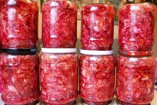 Капуста маринованная.