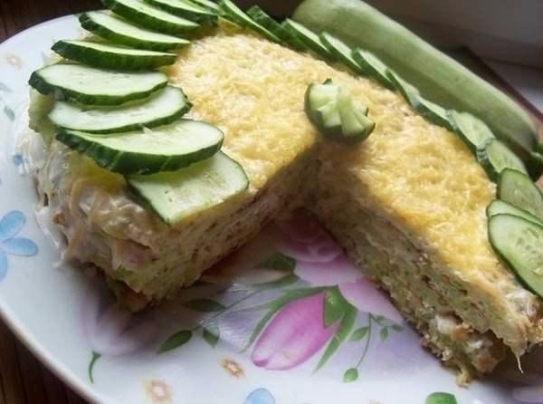 Капустно-кабачковый закусочный торт