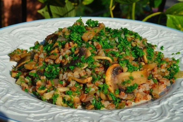 ПО-НАСТОЯЩЕМУ ВКУСНАЯ ГРЕЧКА С ГРИБАМИ