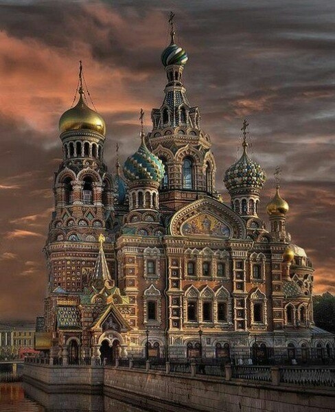 7 загадок Спаса-на-Крови.