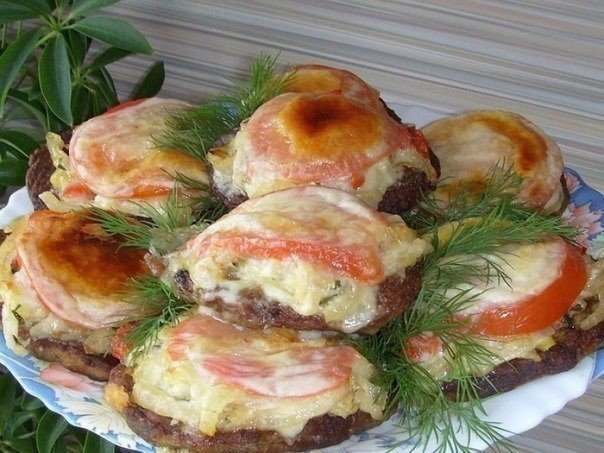Печень с овощами Печень с овощами