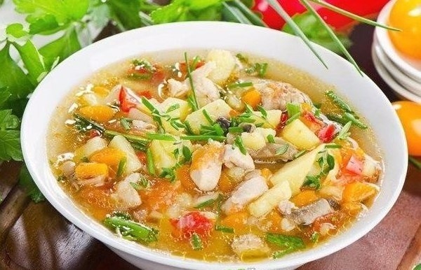Суп с кукурузой и овощами