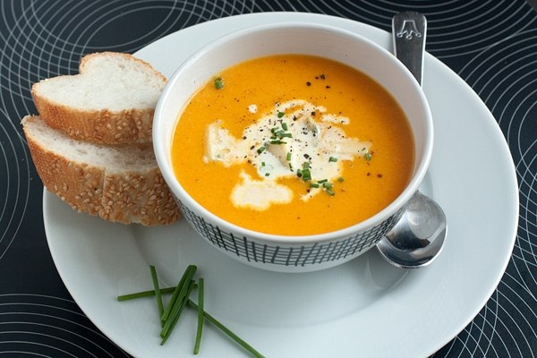 Крем-суп из тыквы с сыром. Крем-суп из тыквы с сыром.