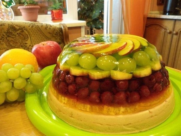 Желейный торт с фруктами Желейный торт с фруктами