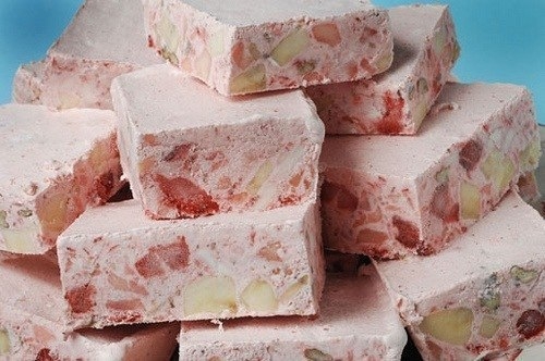 Замороженный фруктовый салат с йогуртом Замороженный фруктовый салат с йогуртом