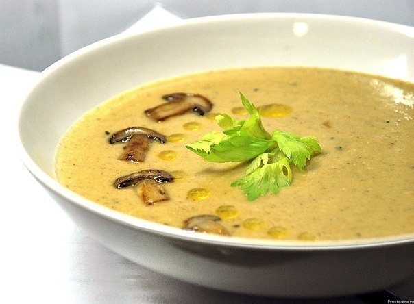 Топ-6 вкусных и некалорийных супов-пюре. Топ-6 вкусных и некалорийных супов-пюре.