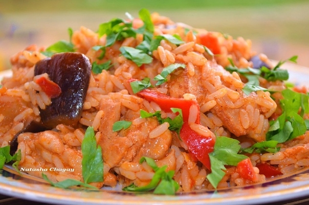 Курица с рисом и баклажанами Курица с рисом и баклажанами