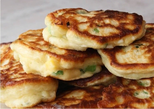 Ленивые пирожки с луком и яйцом Ленивые пирожки с луком и яйцом