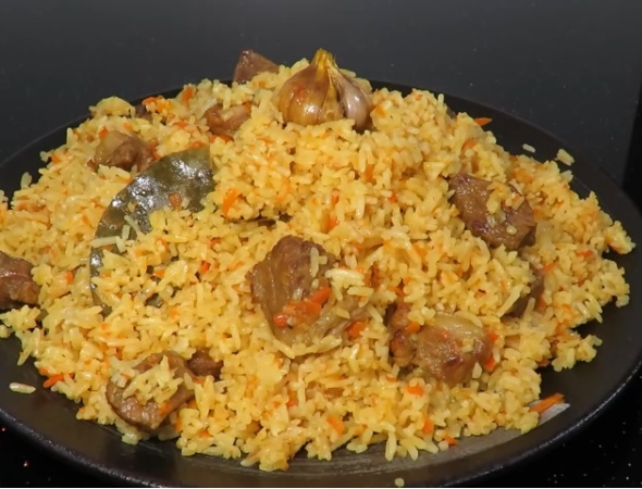 Вкусный плов на скорую руку Вкусный плов на скорую руку