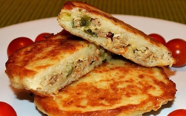 Быстрые мясные оладьи. Быстрые мясные оладьи.