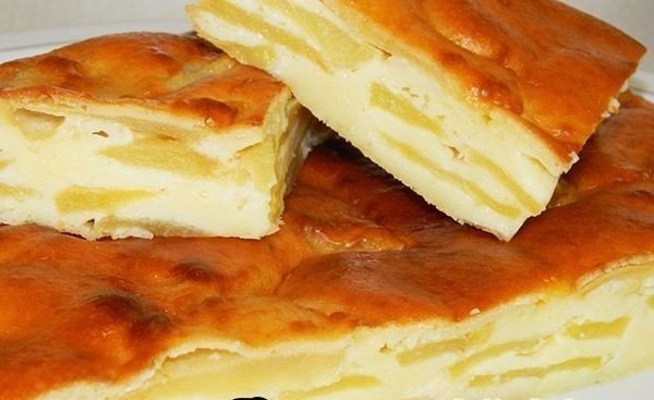 Яблочный пирог на сметане ( Сметанная шарлотка) Яблочный пирог на сметане ( Сметанная шарлотка)