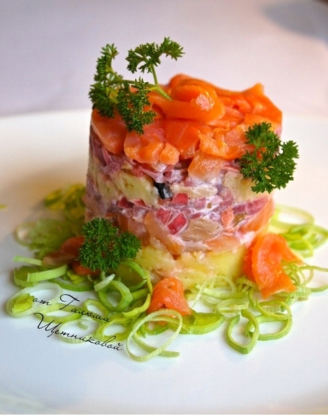 Салат с форелькой Салат с форелькой