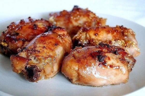 Курица, маринованная в горчично-медовом соусе Курица, маринованная в горчично-медовом соусе