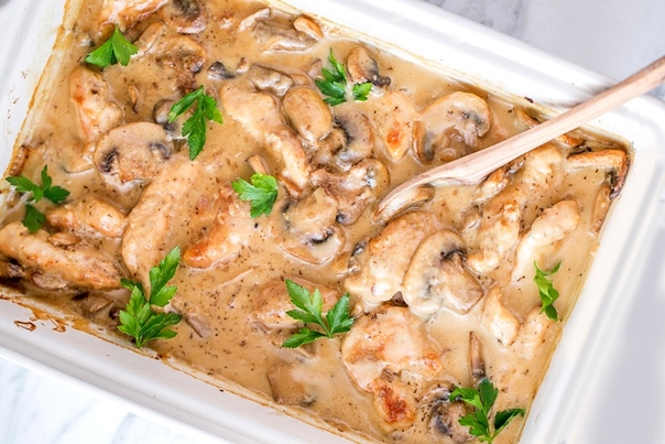 КУРИНАЯ ГРУДКА В НЕЖНОМ СОУСЕ КУРИНАЯ ГРУДКА В НЕЖНОМ СОУСЕ