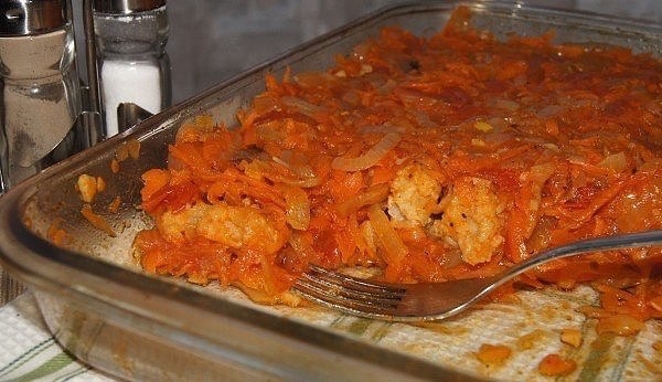 Рыбка под маринадом очень вкусное блюдо,рыба может быть любая, в нашем случае минтай. Рыба приготовл Рыбка под маринадом очень вкусное блюдо,рыба может быть любая, в нашем случае минтай. Рыба приготовл