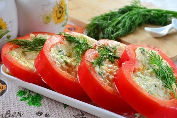 Закуска из болгарского перца с сыром Закуска из болгарского перца с сыром