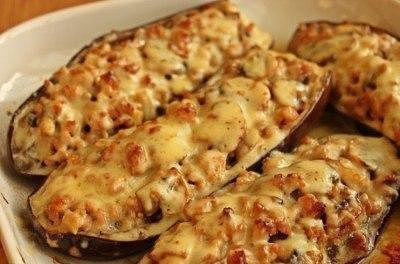 БАКЛАЖАНЫ, ФАРШИРОВАННЫЕ ГРИБАМИ И ФАРШЕМ. БАКЛАЖАНЫ, ФАРШИРОВАННЫЕ ГРИБАМИ И ФАРШЕМ.
