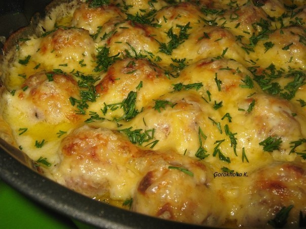 Очень вкусные фрикадельки, запечённые в соусе Очень вкусные фрикадельки, запечённые в соусе